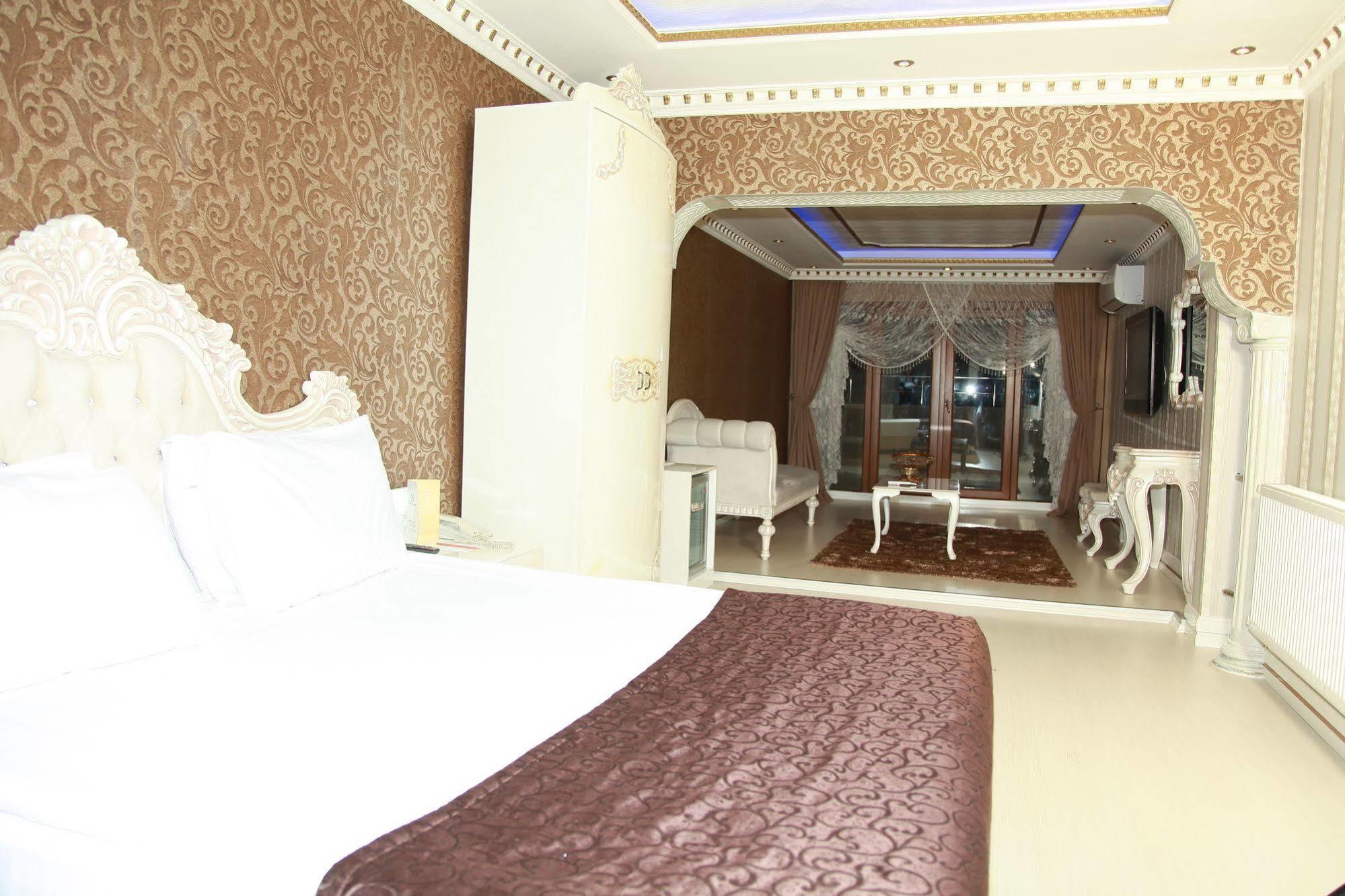 Royal Anka Hotel Ankara Exterior photo